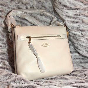 COACH Mae File Crossbody NWT (Ivory/Chalk)